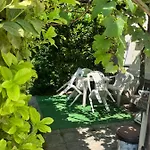 旅馆 雷斯卡亚巴卡旅馆 *