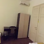 雷斯卡亚巴卡旅馆 旅馆 *