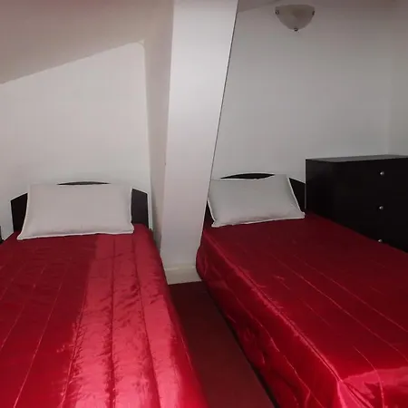 Rayska Yabalka Hostel