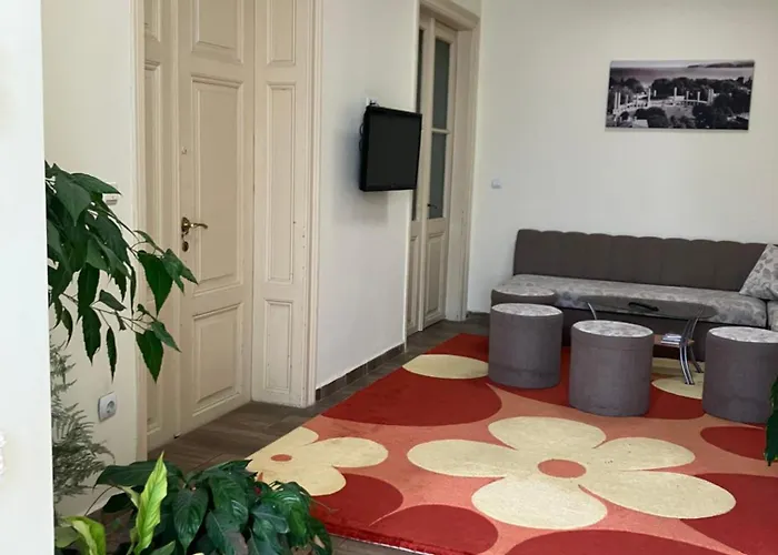 Rayska Yabalka Vandrarhem