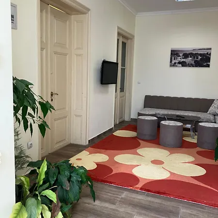 Rayska Yabalka אכסניה