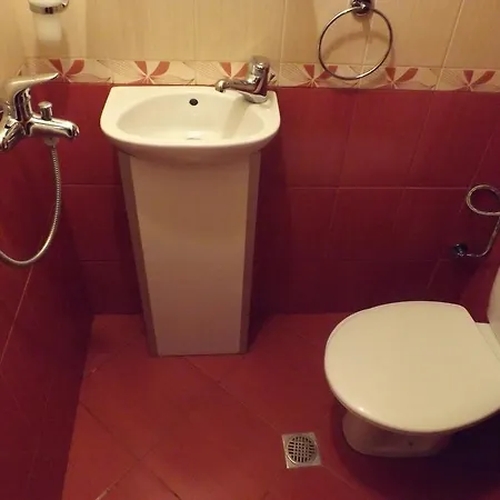 Rayska Yabalka Hostel