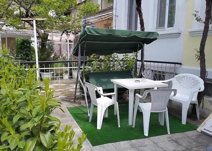 雷斯卡亚巴卡旅馆 旅馆 瓦爾納